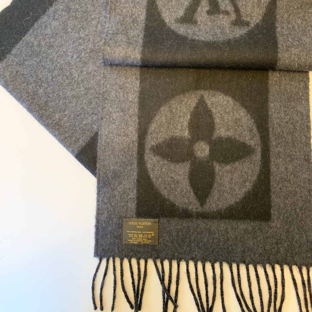 Louis Vuitton Scarf